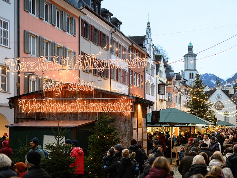 Weihnachtsmarkt in Feldkirch am Marktplatz