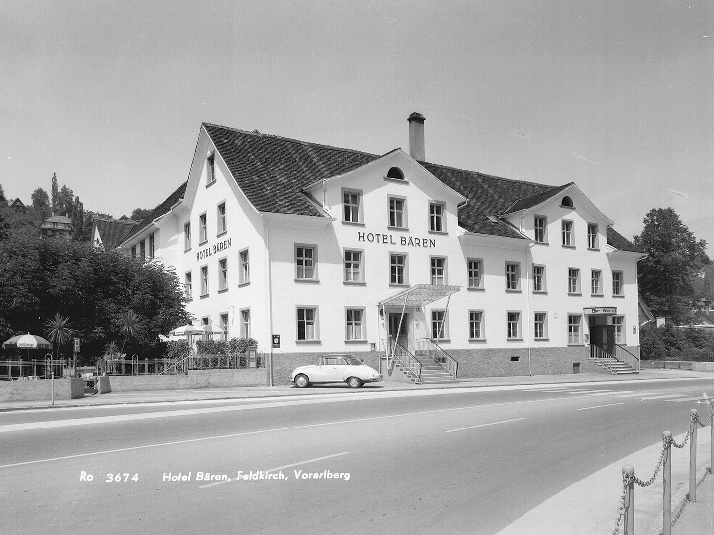 Historische Außenansicht des Hotel Bären Feldkirch aus der Zeit von Risch-Lau (1930–1978)