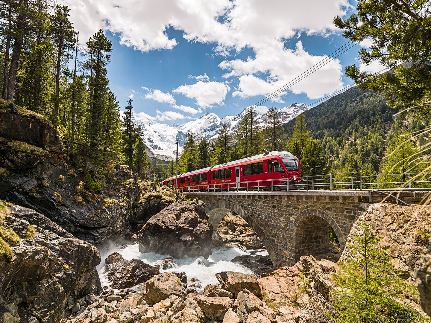 Rhätische Bahn im Sommer